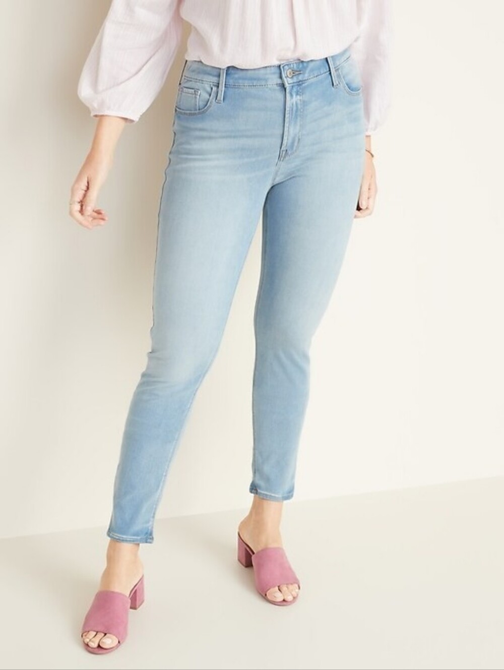 Old Navy Super Skinny Mid Rise Jeans Light Wash Size 16
